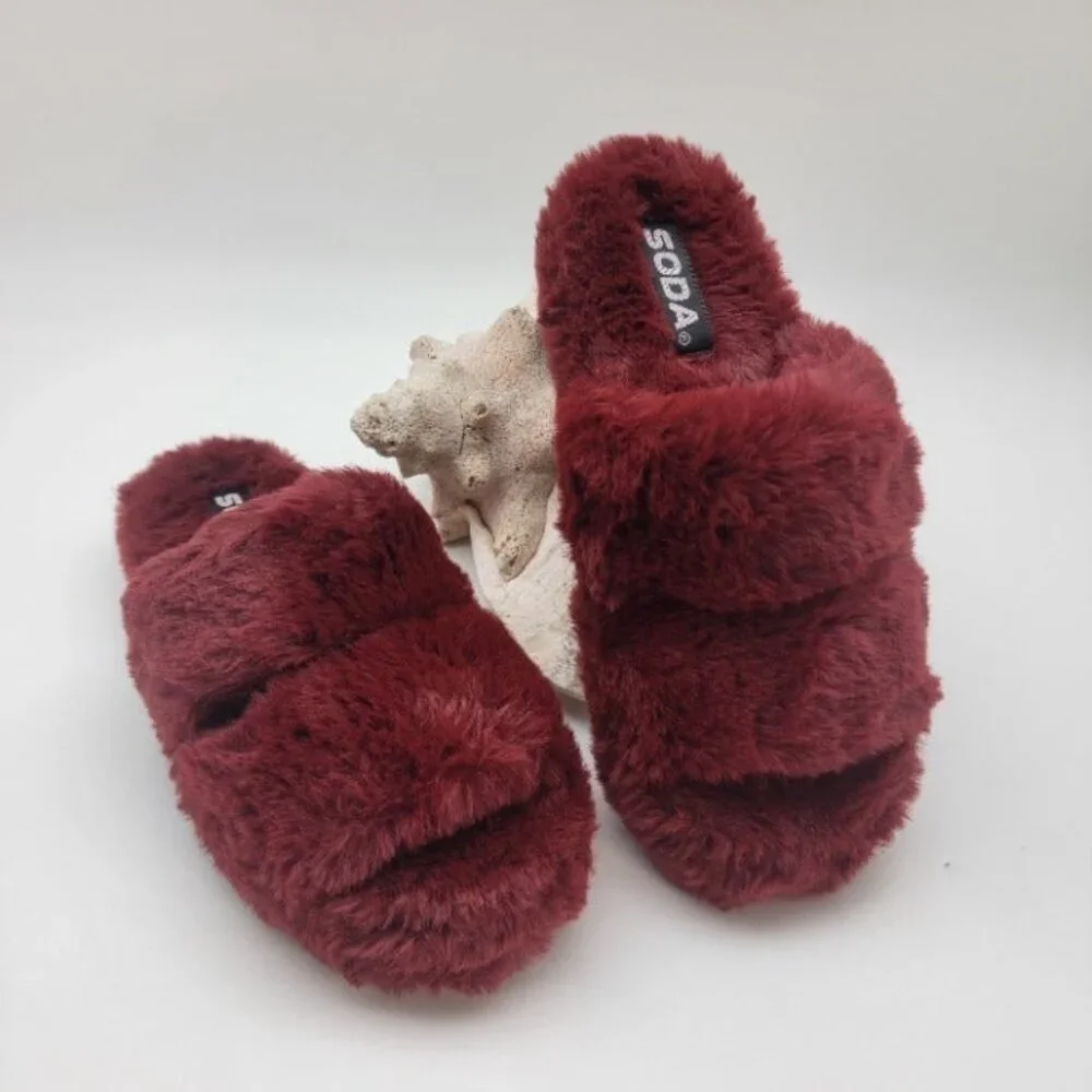 Women's Burgundy Faux Fur Slipper Fuzzy Warm Fluffy Slip On Slide Sandal - Picture 2 of 6